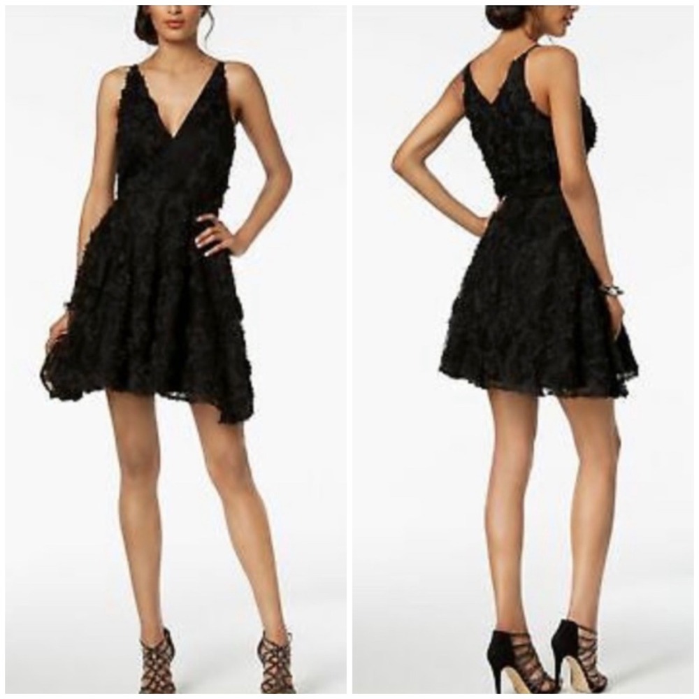 XSCAPE Black 3D Floral Lace V-Neck Cocktail Dress Size 6‎ Mini Fit Flare